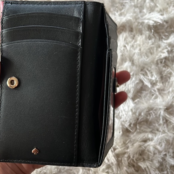 Kate Spade Pink and Green Scallop Wallet - Picture 4 of 6